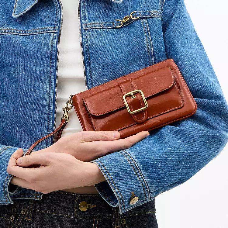 CARTERA DE MANO COACH