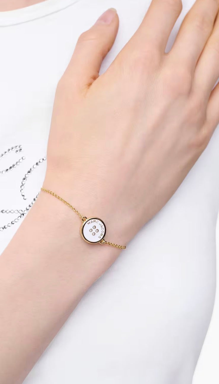 PULSERA DE CADENA DE BOTONES