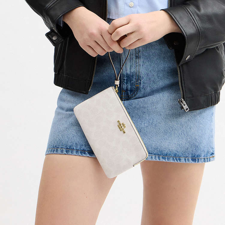 CARTERA DE MANO COACH