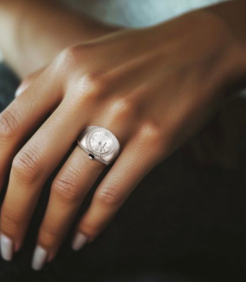 Reloj de anillo para mujer Invicta Mini Angel